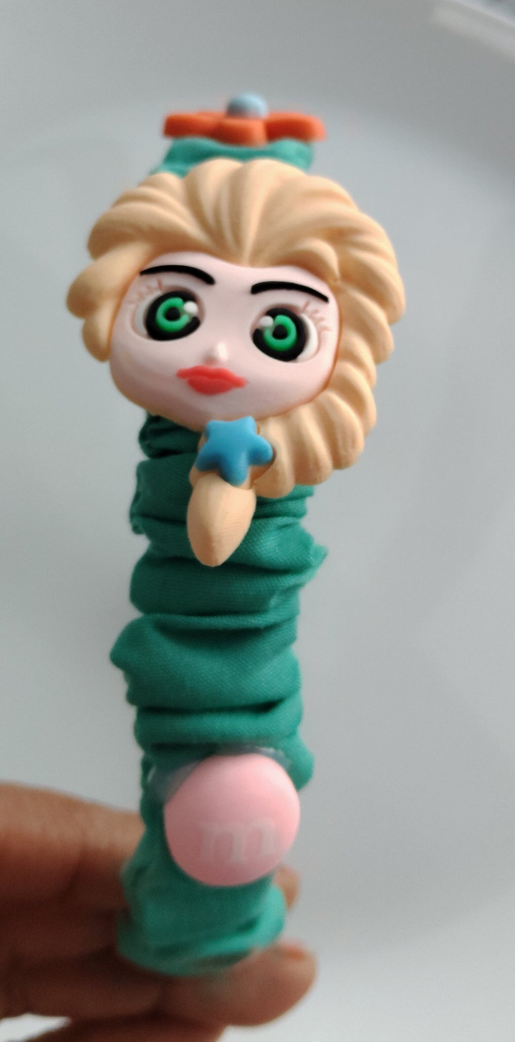 Frozen Character Headband, Playful Green Hair Accessory for Girls
