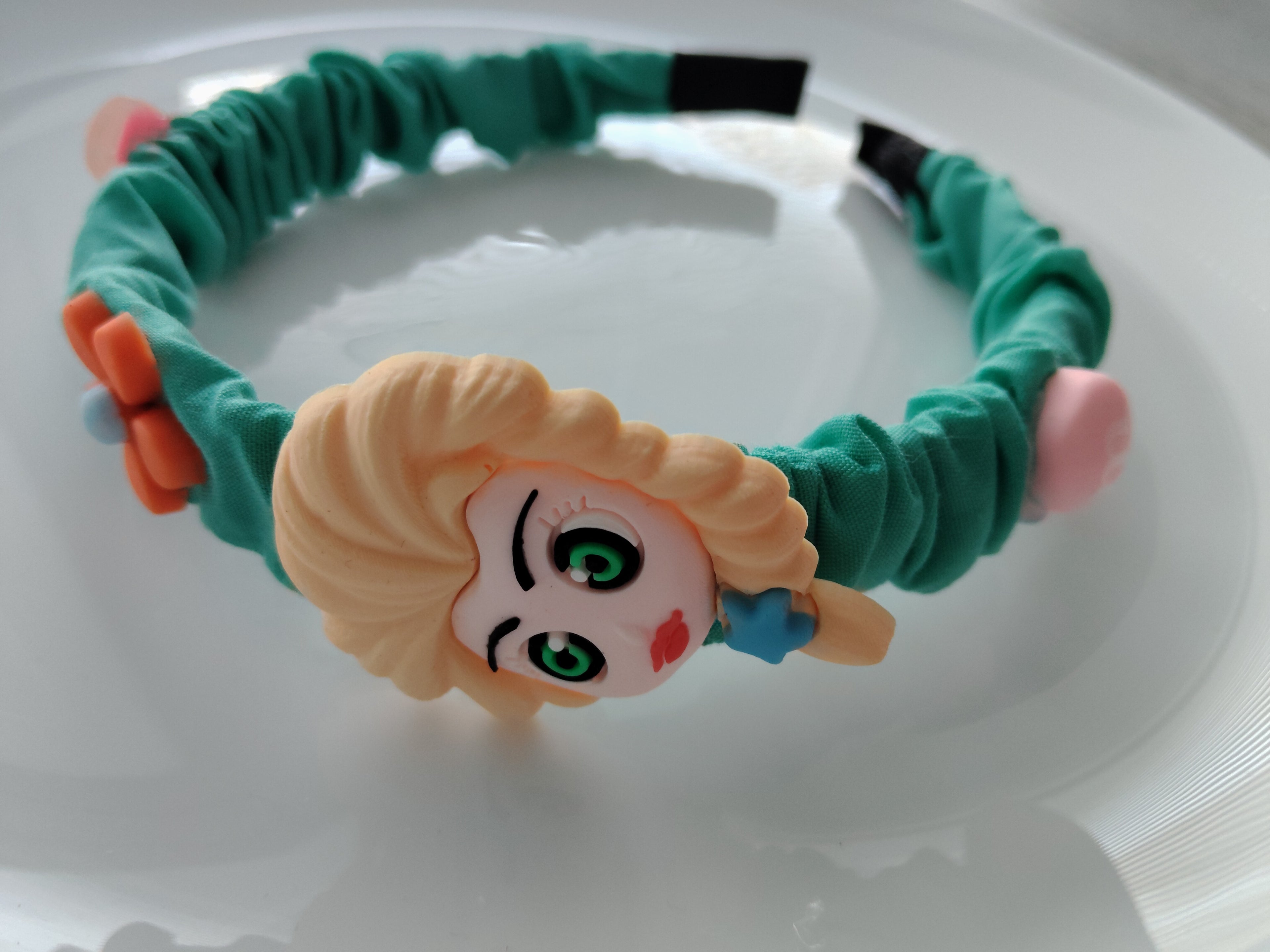 Frozen Character Headband, Playful Green Hair Accessory for Girls