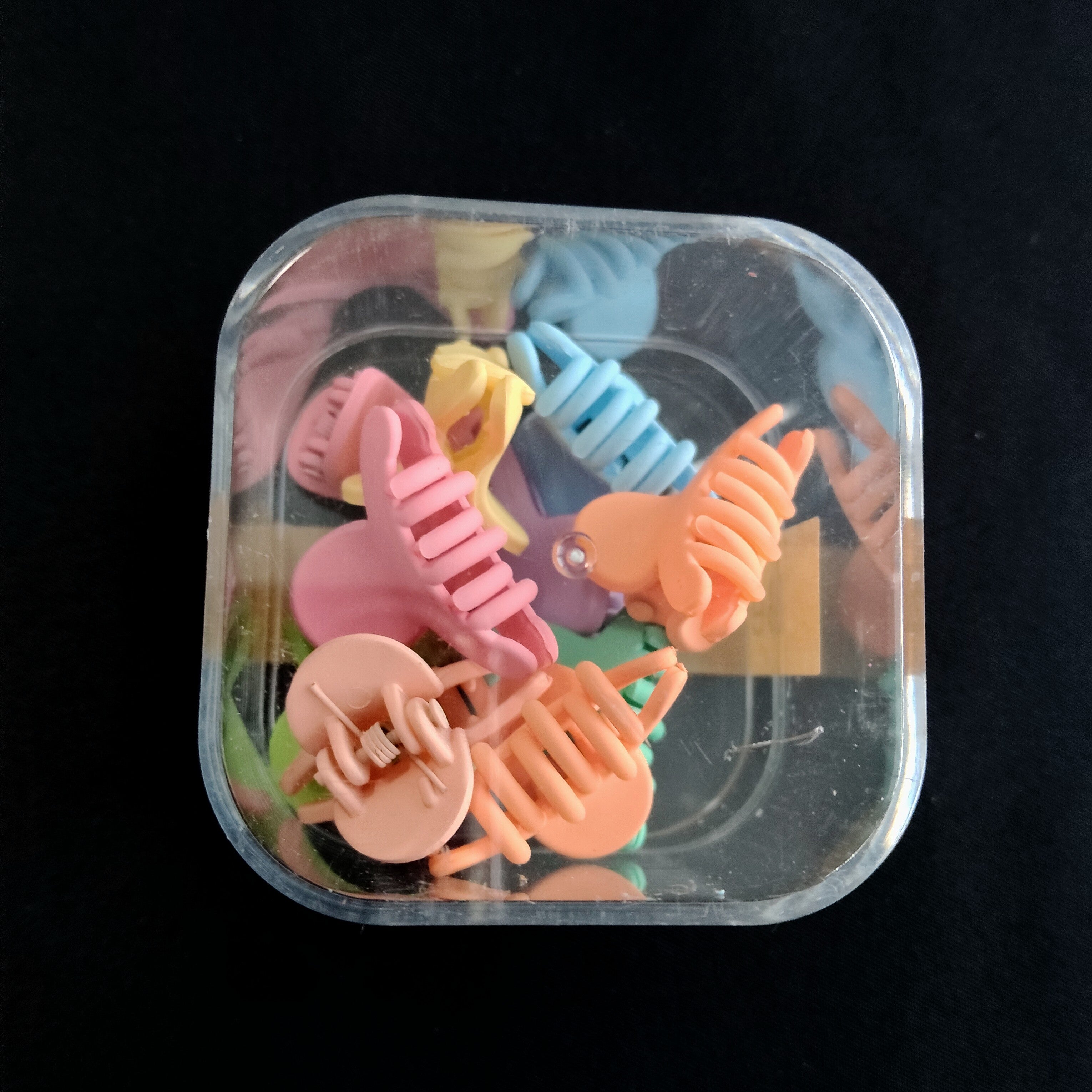Mini Hair Claw Clips – Pastel Assorted Colors, Non-Slip Styling Accessories