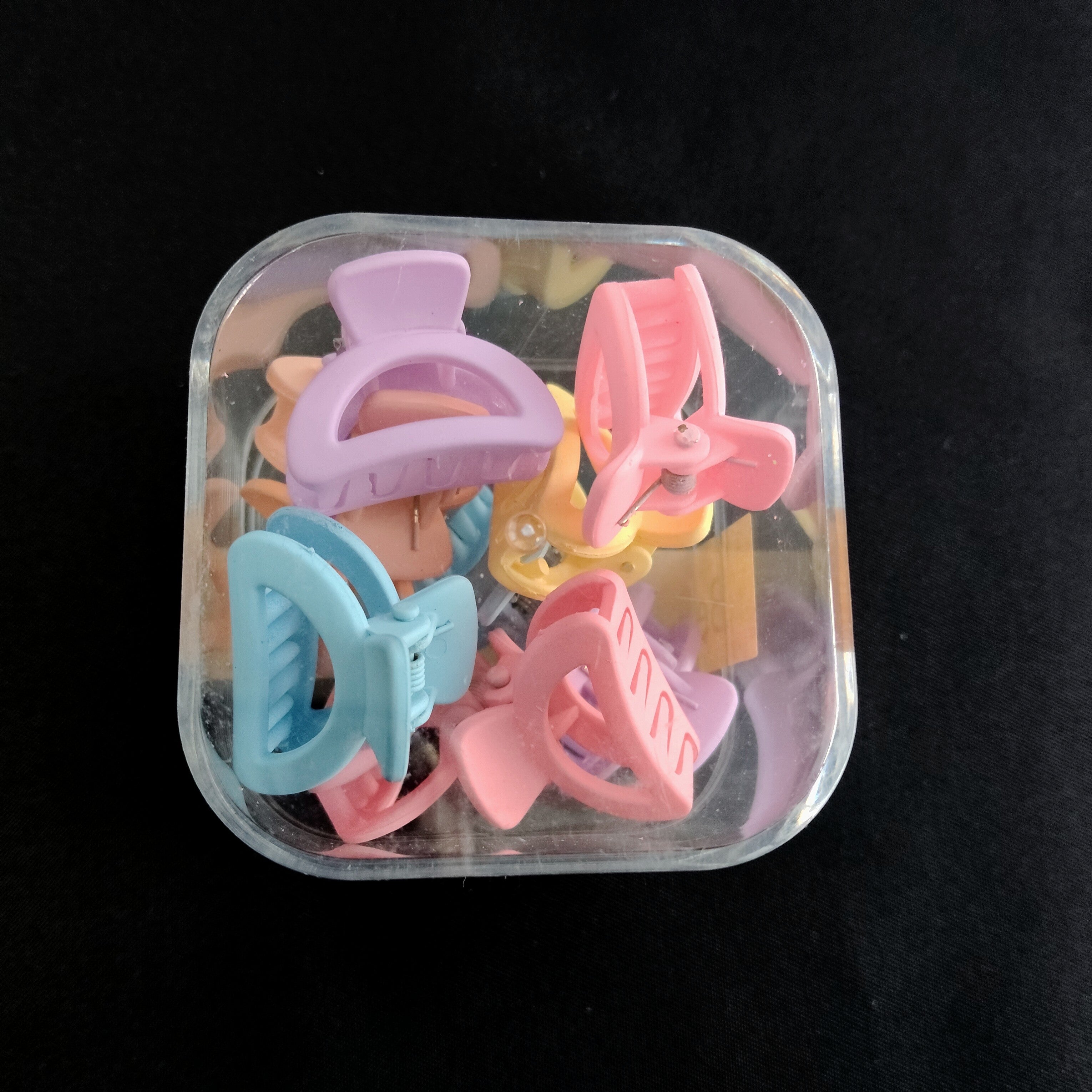 Mini Pastel Hair Claw Clips – Matte Finish Y2K Hair Accessories